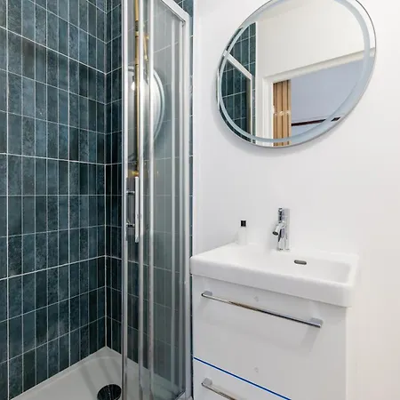 Le Douillet Avec Climatisation Reims